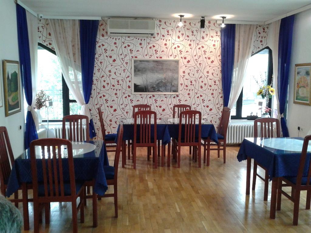 Vila Ani Szkopje Kültér fotó